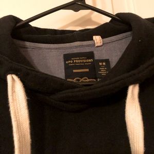 Black heavyweight hoodie